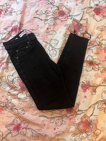 Pull and Bear skinny jean