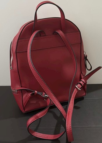 Guess sırt çantası - Görsel 3