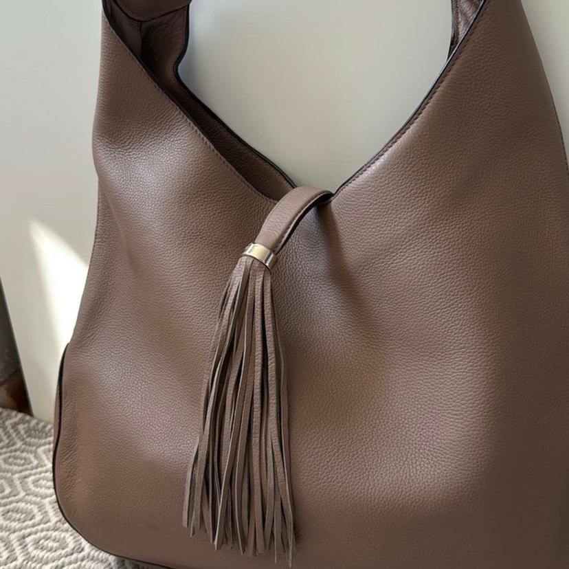 Hotiç püsküllü deri çanta - Görsel 3