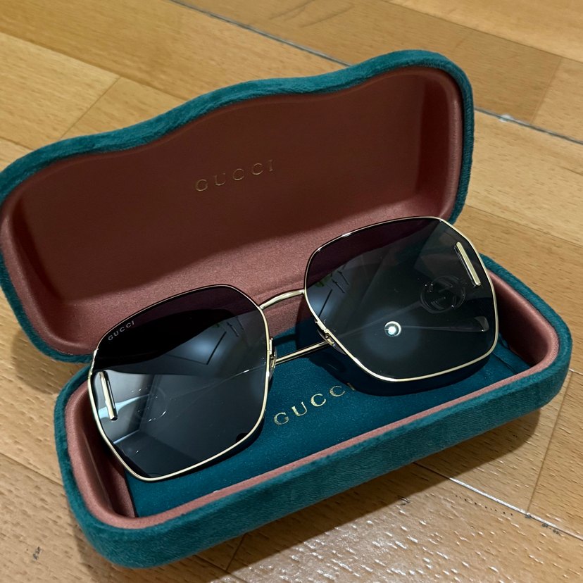 Gucci güneş gözlüğü - Görsel 2