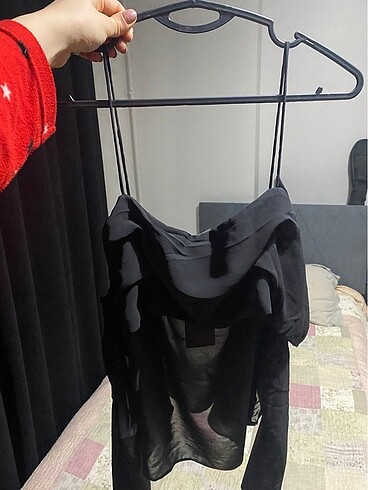 H&M etiketli düşük kol şifon bluz