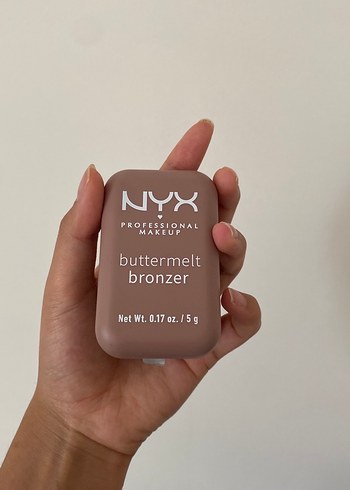 Nyx Buttermelt Bronzer