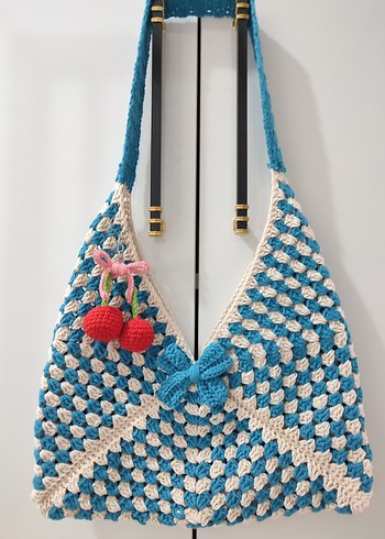 Renkli Örgü Kiraz Anahtarlık - Görsel 2