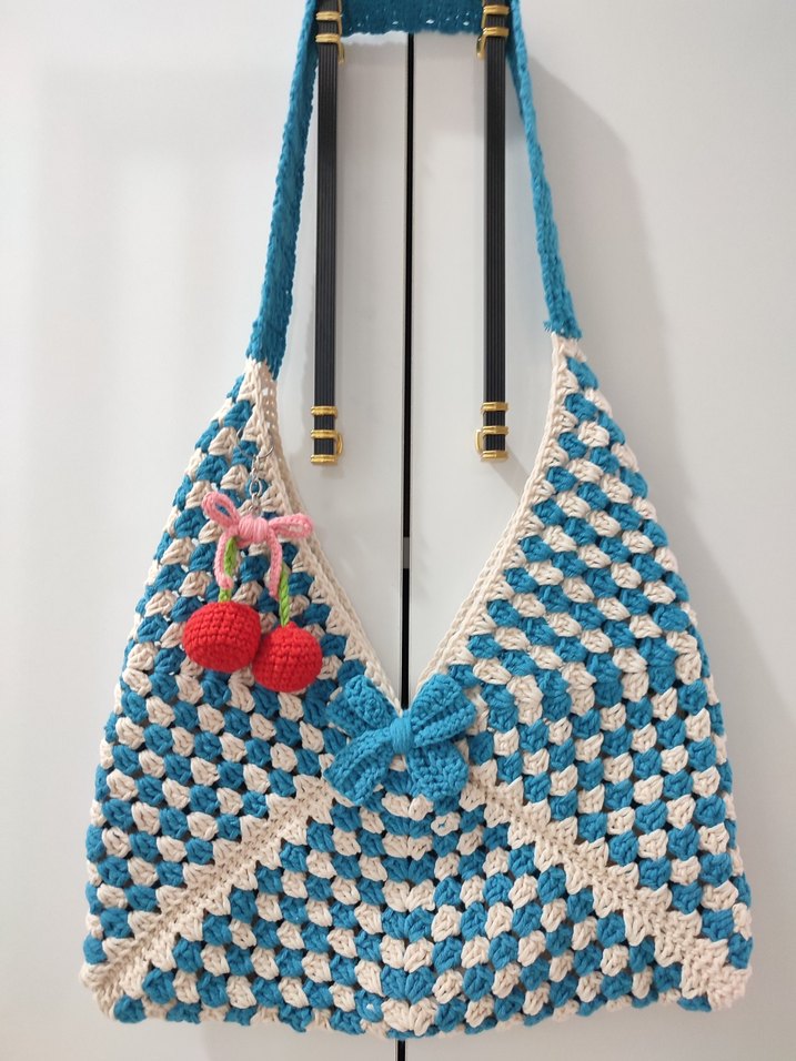 Renkli Örgü Kiraz Anahtarlık - Görsel 2