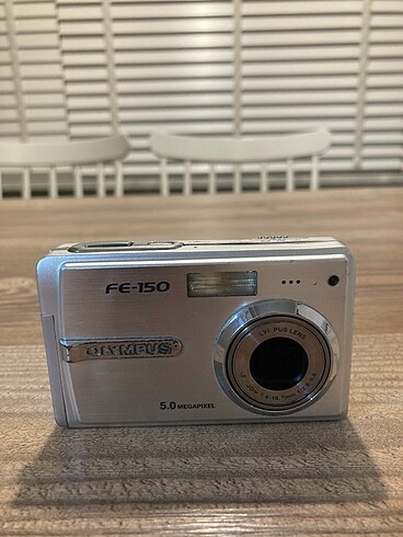 Olympus FE-150 