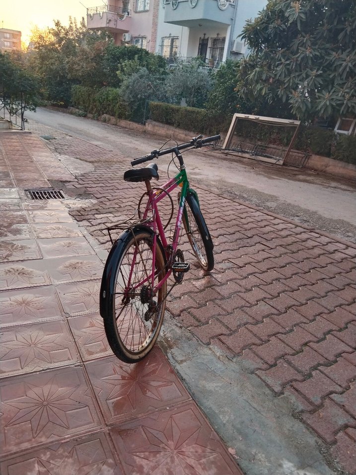 Sahibinden temiz 28 jant bisiklet - Görsel 3