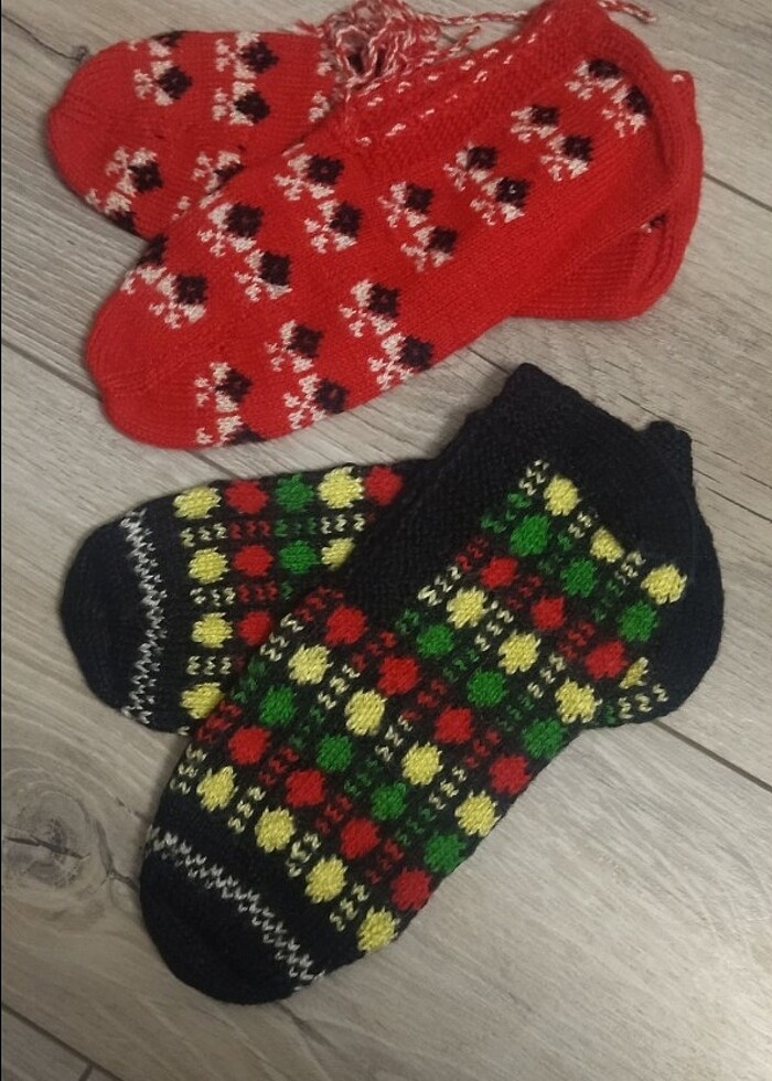 İki çift patik  - Görsel 2