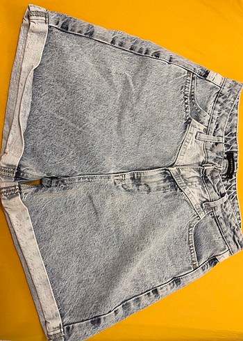 Mini Bol Kesim Kadın Kot Şort - Görsel 3