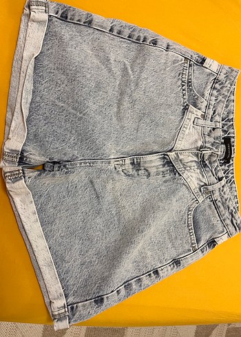 Mini Bol Kesim Kadın Kot Şort - Görsel 2