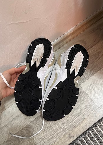 Beyaz Bağcıklı Kadın Sneakers - Görsel 5