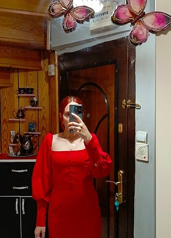 Kırmızı gece elbise
