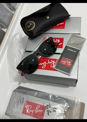 Ray-Ban Siyah Erkek Güneş Gözlüğü