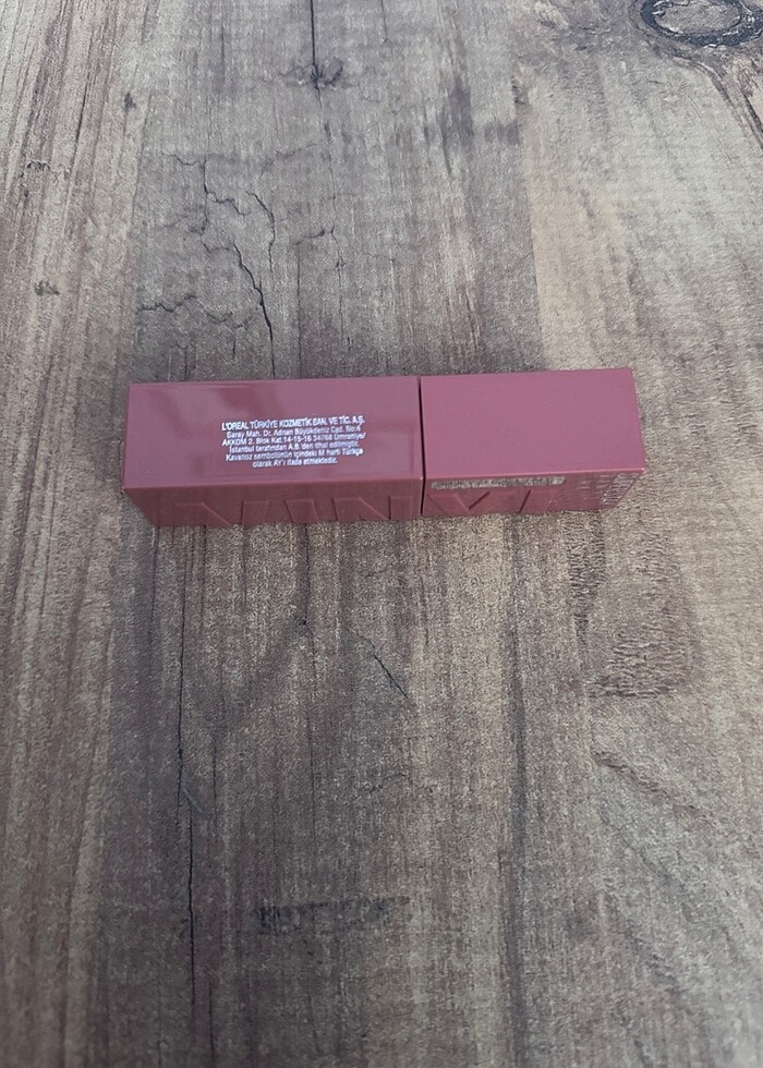 Maybelline New York Super Stay Vinyl Ink Uzun Süre Kalici Likit  - Görsel 2