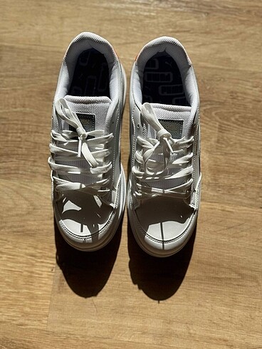 40 Beden beyaz Renk Puma Caven