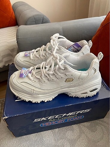 38 Beden Skechers ayakkabı