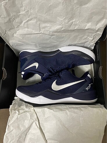 Kobe 8 college navy