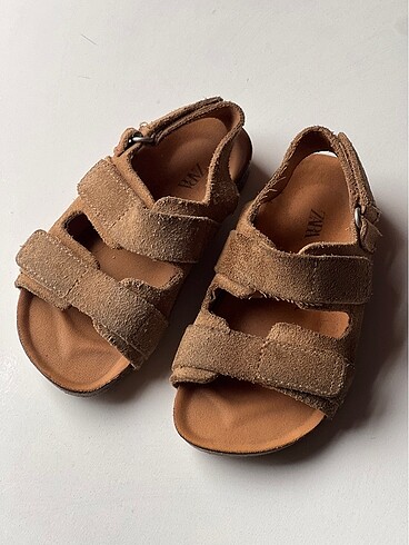 Zara Zara sandalet 22 numara