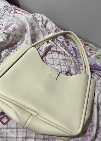 Beyaz Tokalı Pastel Kadın Omuz Çantası - Görsel 3