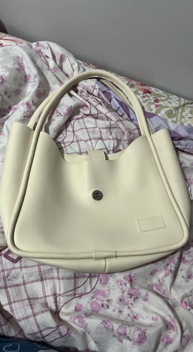 Beyaz Tokalı Pastel Kadın Omuz Çantası - Görsel 2