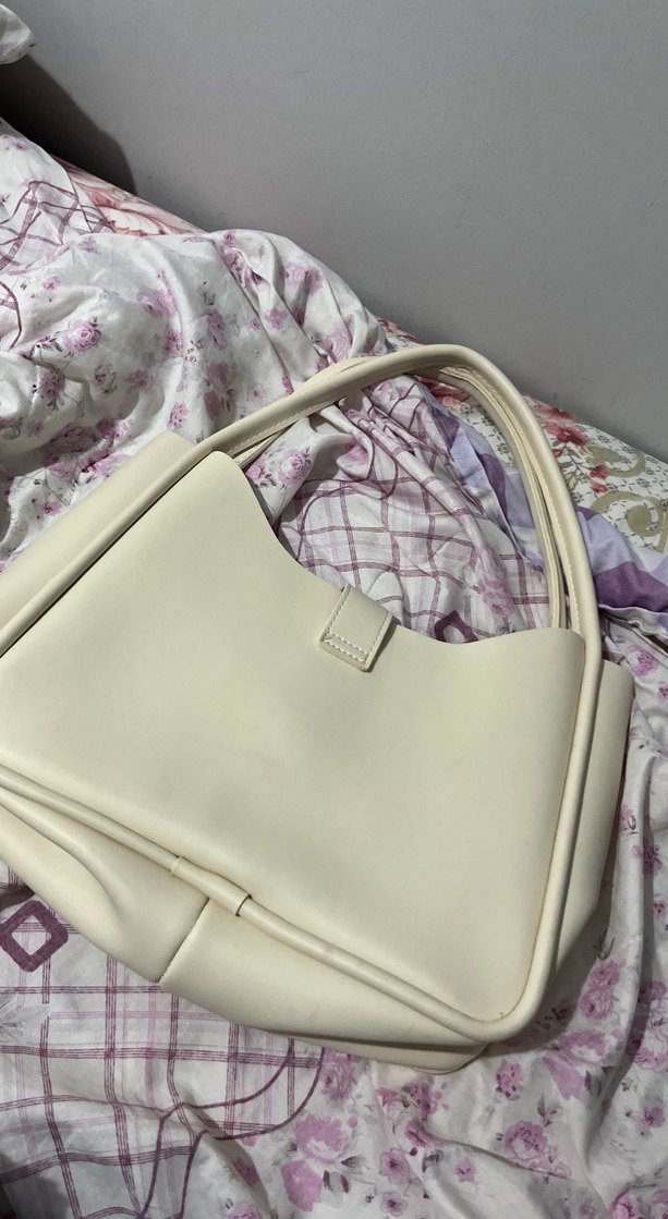 Beyaz Tokalı Pastel Kadın Omuz Çantası - Görsel 3