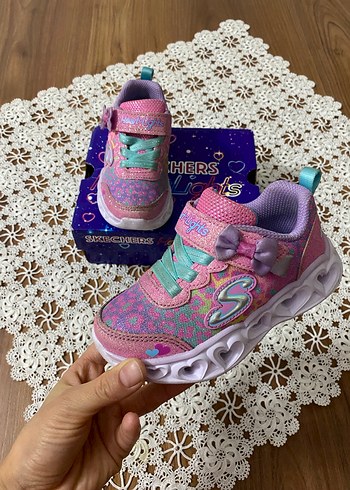 Skechers ışıklı 24 Numara