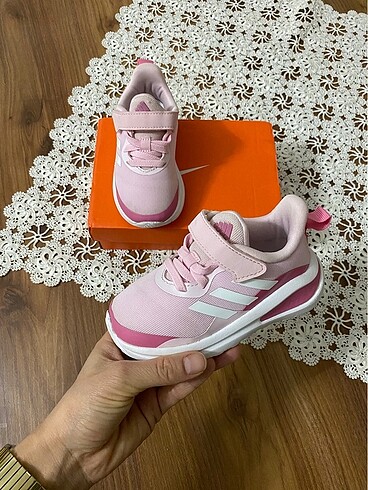 Adidas 23,5 Numara