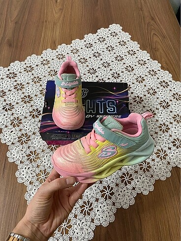 Skechers 25 Numara