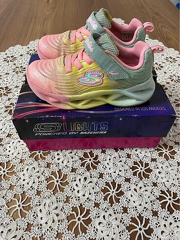 25 Beden çeşitli Renk Skechers 25 Numara