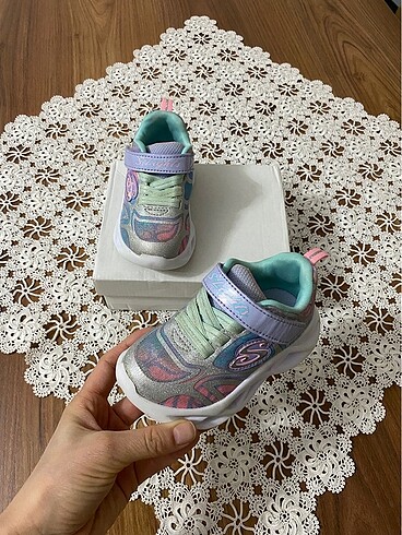 Skechers 22 Numara