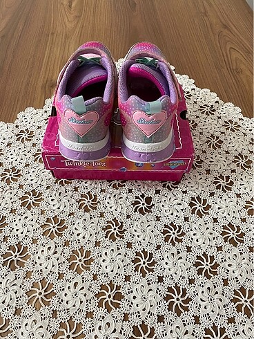 32 Beden pembe Renk Skechers 32 Numara
