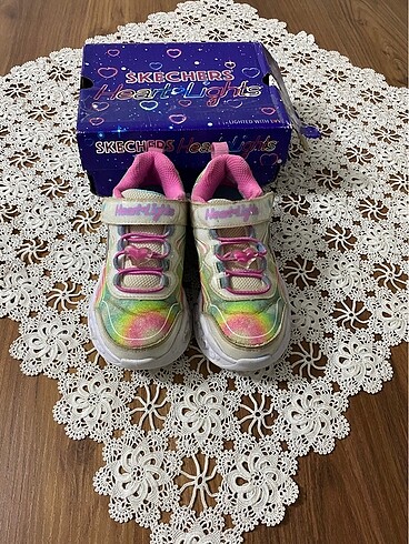 27 Beden Skechers 27 Numara