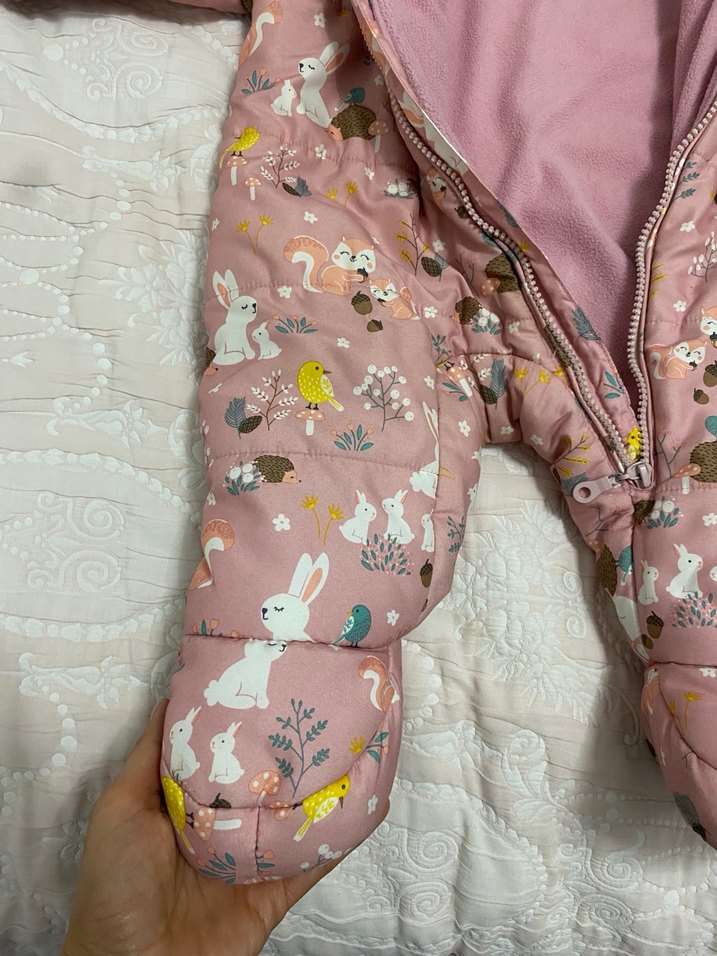 Kürklü Kapüşonlu Pembe Desenli Bebek Tulumu - Görsel 4