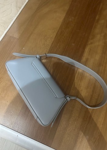 Zara Bej Deri Klasik Tokalı Kadın Çanta