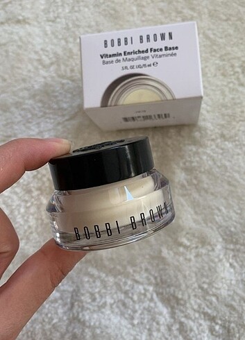 Bobbi Brown Makyaj Bazı