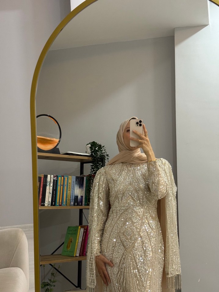 Nakışlı Bej Uzun Abiye Elbise - Görsel 4