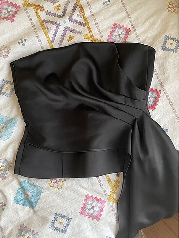 zara pilli saten top