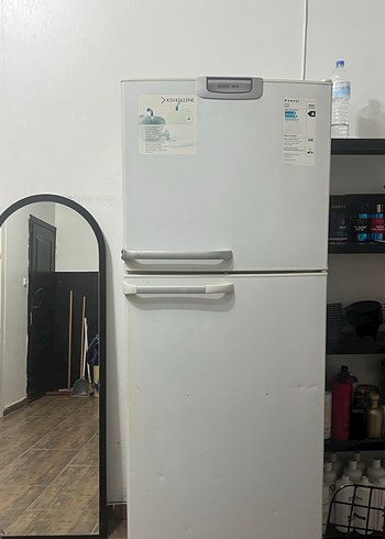 Kuaför malzemeleri satılık 2 . El
Fiyatta yardımcı olunur - Görsel 12