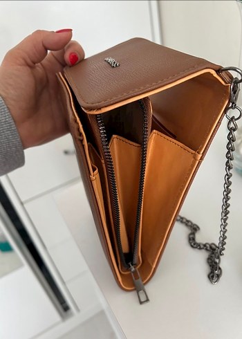 Zincir Detaylı Kahverengi Deri Kadın Çapraz Çanta - Görsel 3