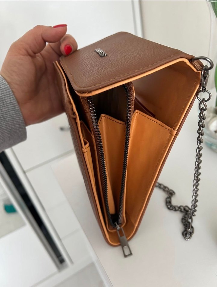 Zincir Detaylı Kahverengi Deri Kadın Çapraz Çanta - Görsel 3