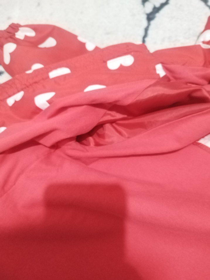 Kız Çocuk Kapüşonlu Kırmızı Desenli Yağmurluk - Görsel 2