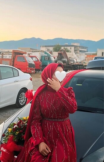 Kırmızı abiye