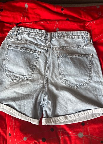 Gri Bol Kesim Mini Denim Şort - Görsel 2