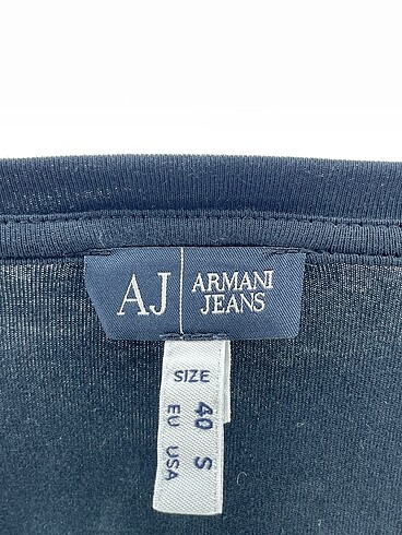 40 Beden siyah Renk Armani Sweatshirt %70 İndirimli.