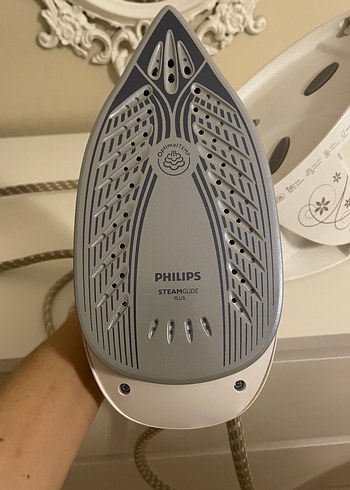 Beden Philips Buharlı Ütü 1.8L Beyaz-Gri