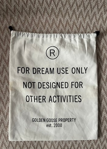 Golden Goose Deluxe ürünü