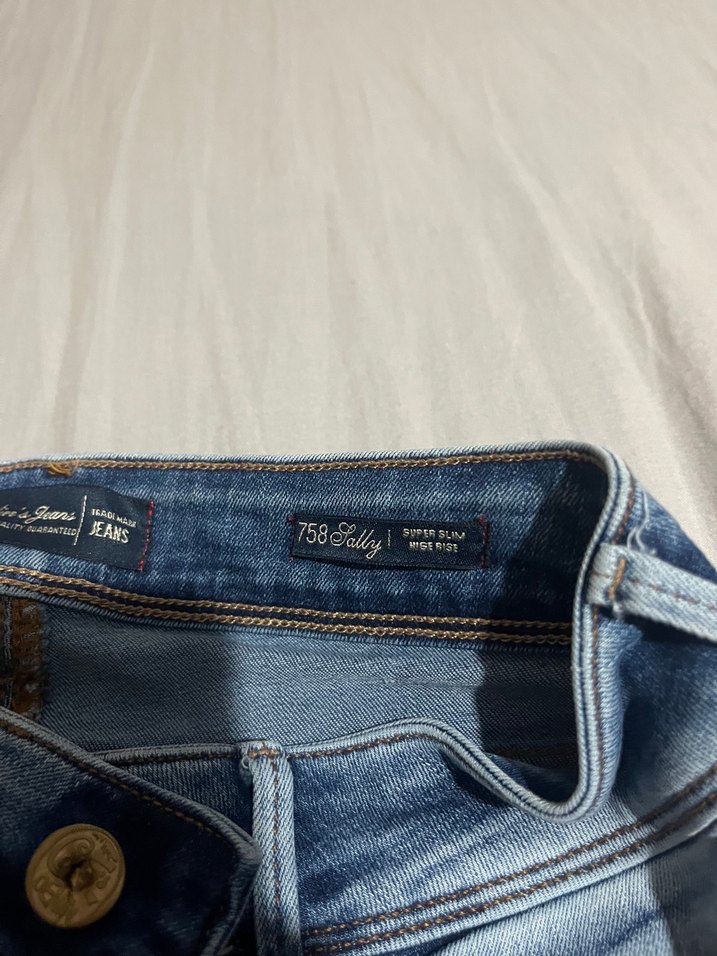 Mavi Yıkamalı Dar Kesim Denim Jean  bel 29 boy 30 — görsel 3/6