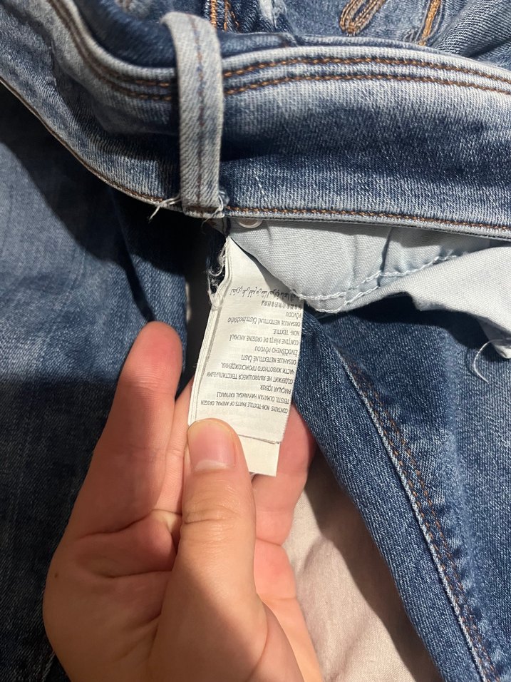 Mavi Yıkamalı Dar Kesim Denim Jean  bel 29 boy 30 — görsel 4/6