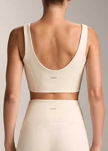 Bej V Yakalı Kolsuz Mini Spor Üst - Görsel 2