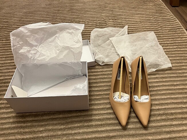 ipekyol Stiletto etiketli