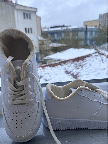 #ayakkabı#sporayakkabı#beyaz#sneaker#bağcıklıayakkabı